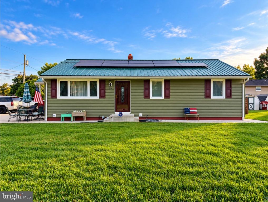 59 EATON RD, Pennsville, NJ 08070