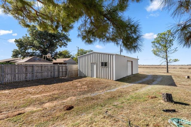 9934 S HWY 70, Vernon, TX 76384