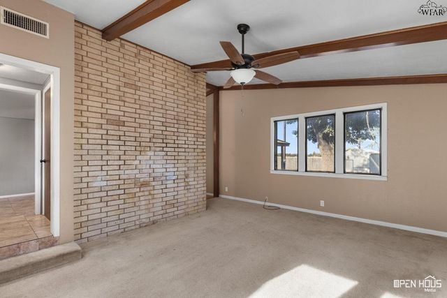 9934 S HWY 70, Vernon, TX 76384