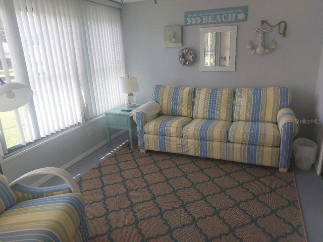 127 INDEPENDENCE AVENUE 38, Palm Harbor, FL 34684