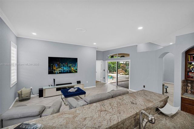 4936 NW 52nd Ave, Coconut Creek, FL 33073