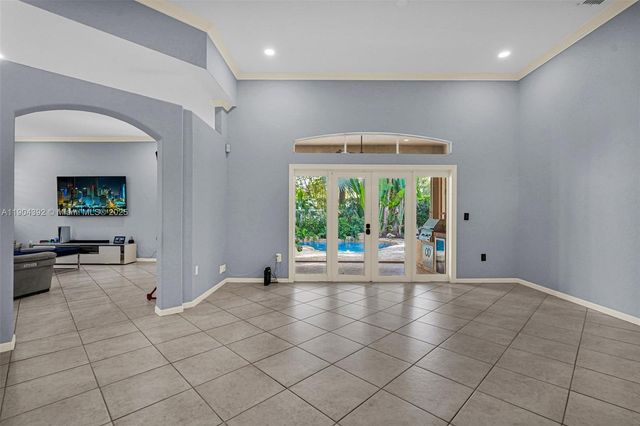 4936 NW 52nd Ave, Coconut Creek, FL 33073