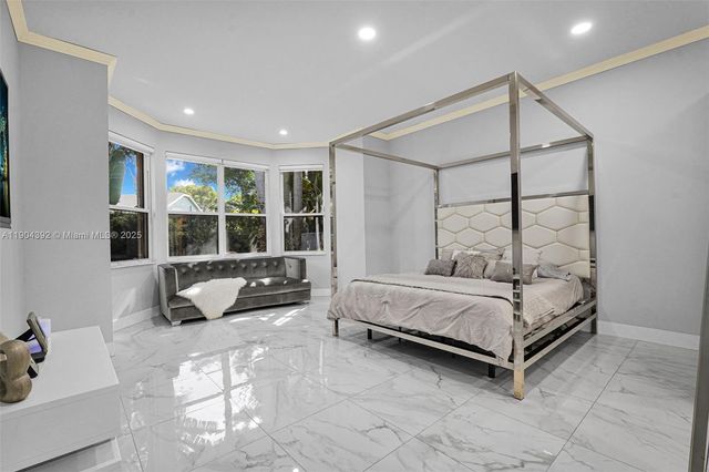 4936 NW 52nd Ave, Coconut Creek, FL 33073