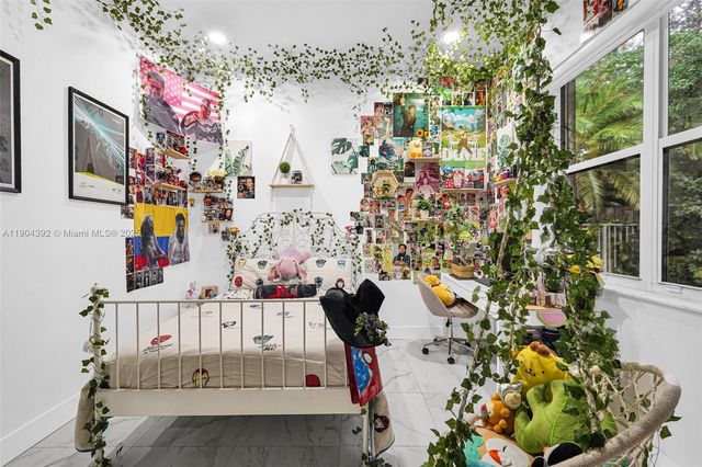 4936 NW 52nd Ave, Coconut Creek, FL 33073