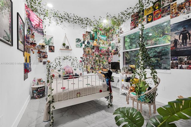 4936 NW 52nd Ave, Coconut Creek, FL 33073