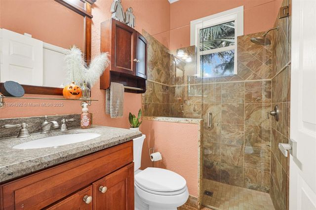 4936 NW 52nd Ave, Coconut Creek, FL 33073