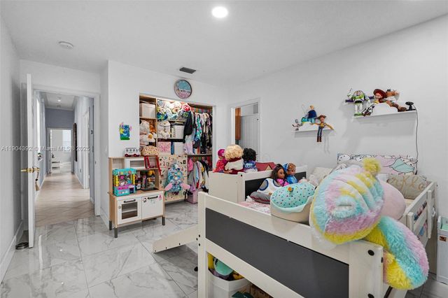 4936 NW 52nd Ave, Coconut Creek, FL 33073