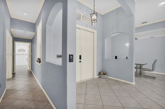 4936 NW 52nd Ave, Coconut Creek, FL 33073