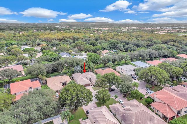 4936 NW 52nd Ave, Coconut Creek, FL 33073