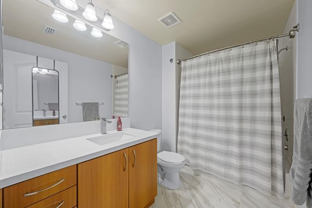 250 NE 3RD Avenue 1208, Delray Beach, FL 33444