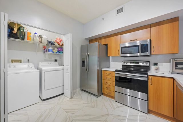250 NE 3RD Avenue 1208, Delray Beach, FL 33444