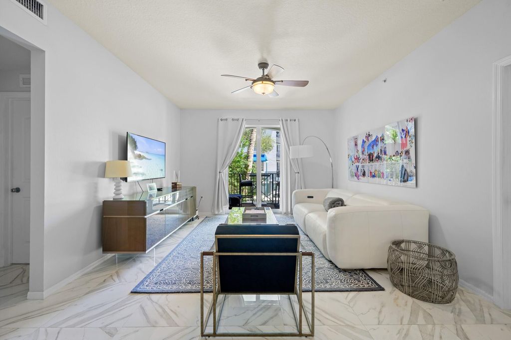 250 NE 3RD Avenue 1208, Delray Beach, FL 33444