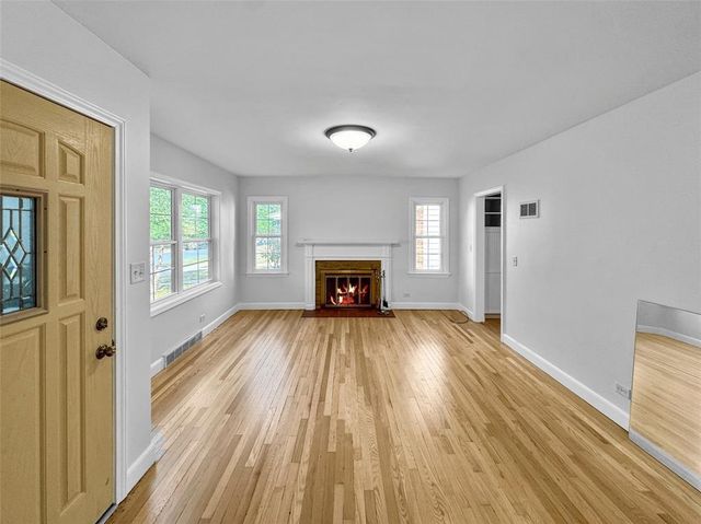 1305 Hoover Avenue, Eau Claire, WI 54701