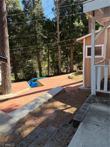 23144 BALSAM Lane, Crestline, CA 92325