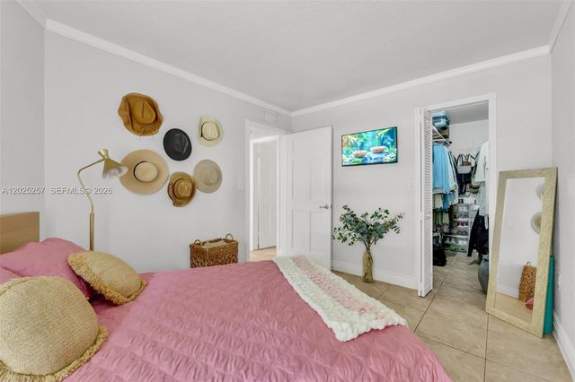 6955 NW 186th St F102, Hialeah, FL 33015