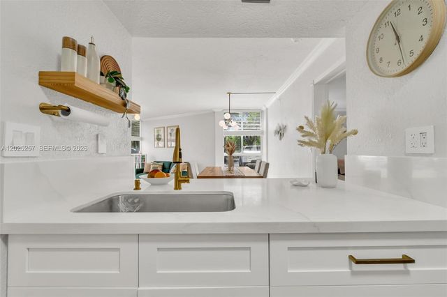 6955 NW 186th St F102, Hialeah, FL 33015