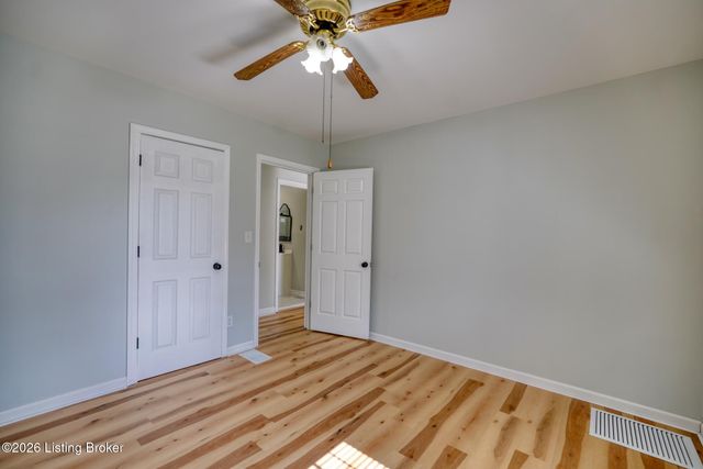 4335 S Brook St, Louisville, KY 40214