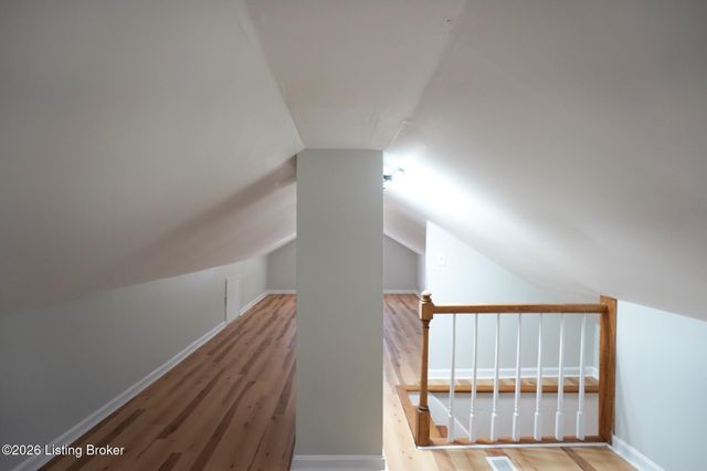 4335 S Brook St, Louisville, KY 40214