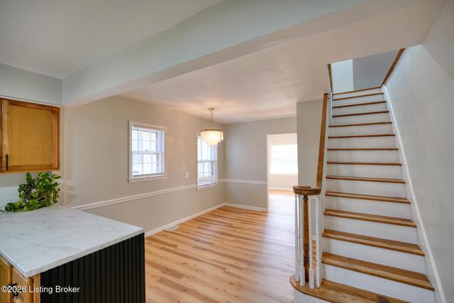 4335 S Brook St, Louisville, KY 40214