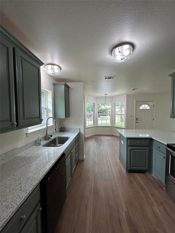 1325 E Jones Street, Sherman, TX 75090