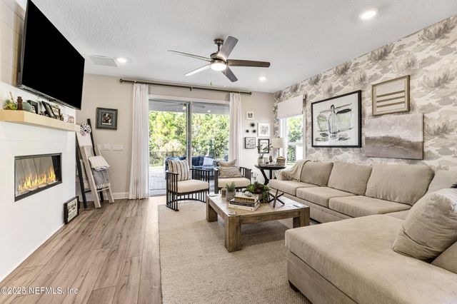 95214 KATHERINE Street, Fernandina Beach, FL 32034