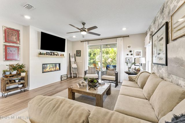 95214 KATHERINE Street, Fernandina Beach, FL 32034