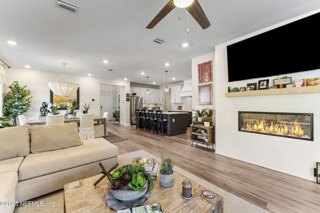 95214 KATHERINE Street, Fernandina Beach, FL 32034