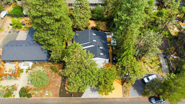 1240 NE 11th Street, Bend, OR 97701
