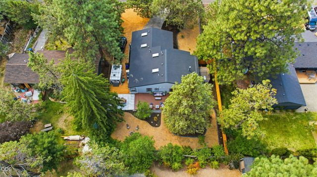 1240 NE 11th Street, Bend, OR 97701