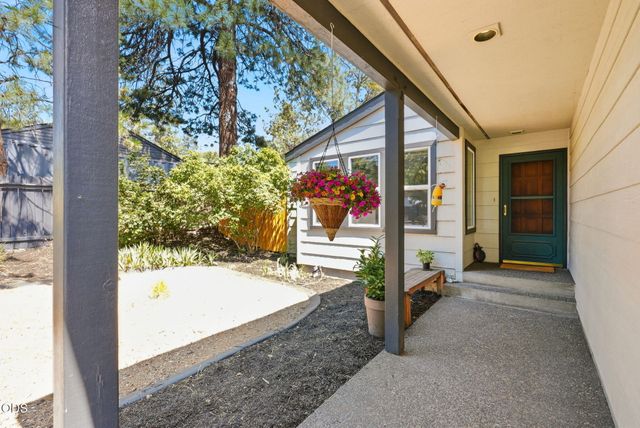 1240 NE 11th Street, Bend, OR 97701