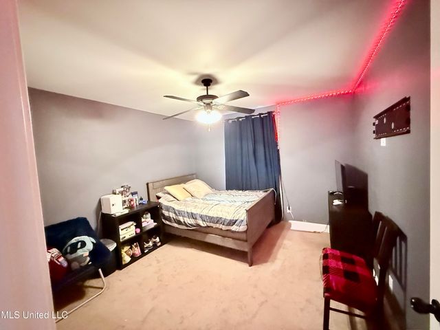 5540 E Pinetree Loop, Southaven, MS 38672