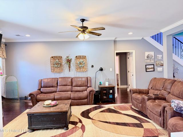 5540 E Pinetree Loop, Southaven, MS 38672