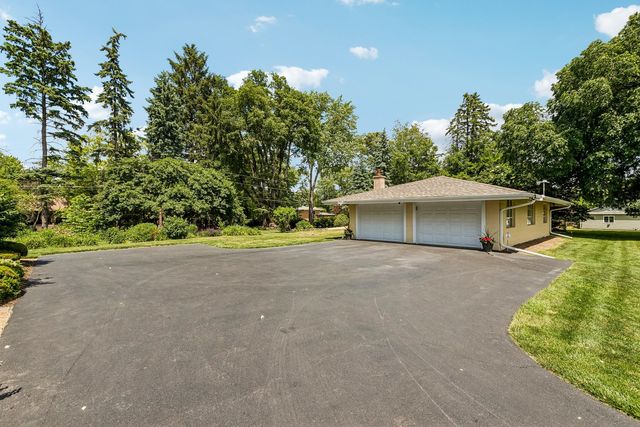 2071 Jericho Road, Aurora, IL 60506