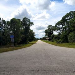 658/660 Creuset AVE S, Lehigh Acres, FL 33974