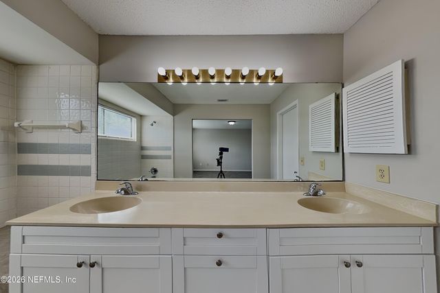 5332 FT CAROLINE Road, Jacksonville, FL 32277