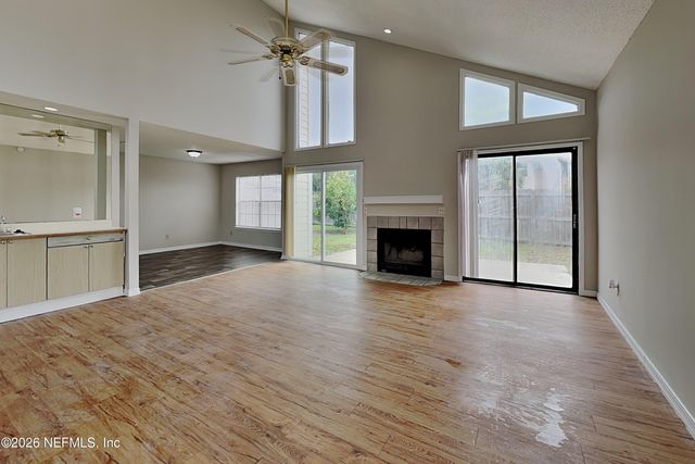 5332 FT CAROLINE Road, Jacksonville, FL 32277