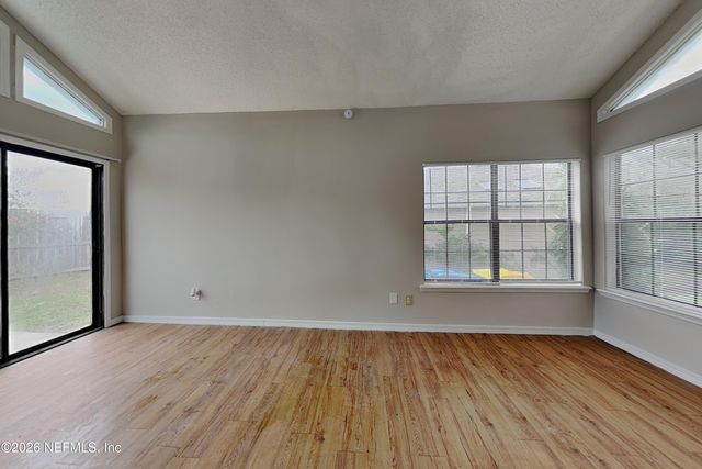 5332 FT CAROLINE Road, Jacksonville, FL 32277