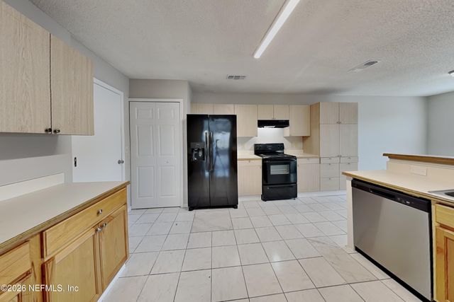 5332 FT CAROLINE Road, Jacksonville, FL 32277