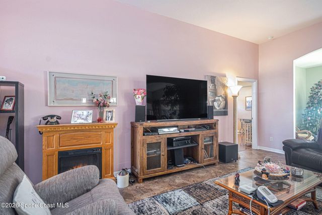 2852 Cape Horn Court, Tavares, FL 32778