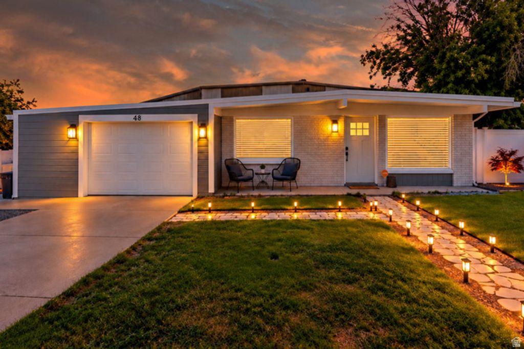 48 W MOON RIDGE DR, Murray, UT 84107 — exterior