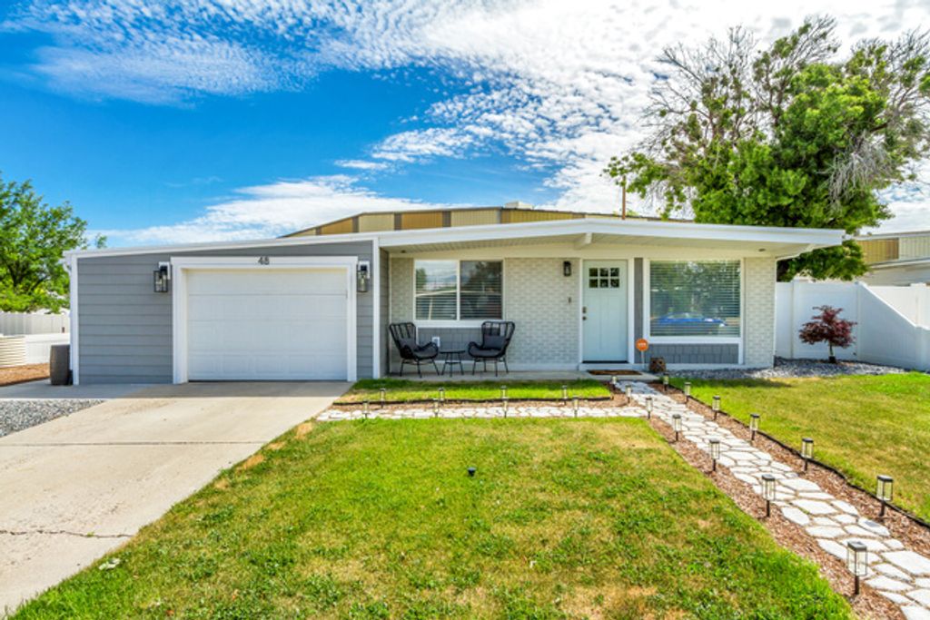 48 W MOON RIDGE DR, Murray, UT 84107 — photo 2