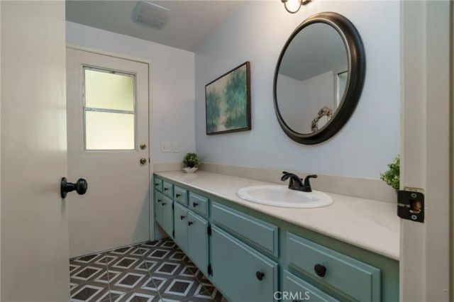 398 Day Road, Ventura, CA 93003