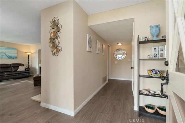 398 Day Road, Ventura, CA 93003