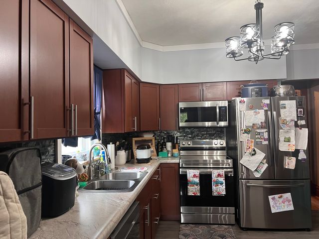 132 W FRANKLIN Street W, Paxton, IL 60957