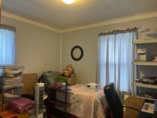 132 W FRANKLIN Street W, Paxton, IL 60957