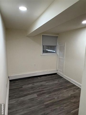 7810 3rd Avenue, North Bergen, NJ 07047