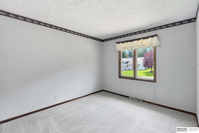 1283 Peterson Drive, Omaha, NE 68130