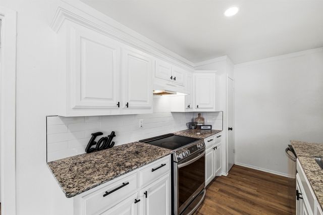 1223 Venus Street, Cedar Hill, TX 75104