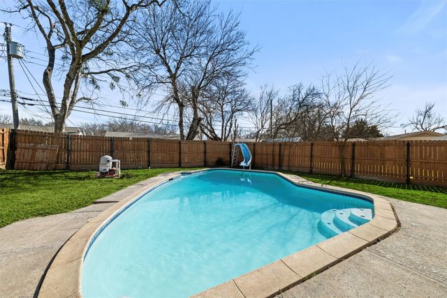 1223 Venus Street, Cedar Hill, TX 75104