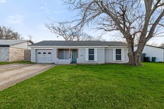 1223 Venus Street, Cedar Hill, TX 75104